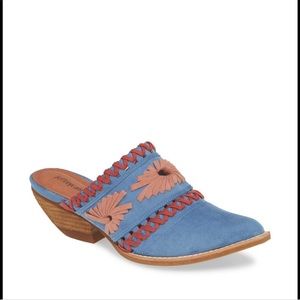 (SOLD) Jeffrey Campbell Billy Mule bootie